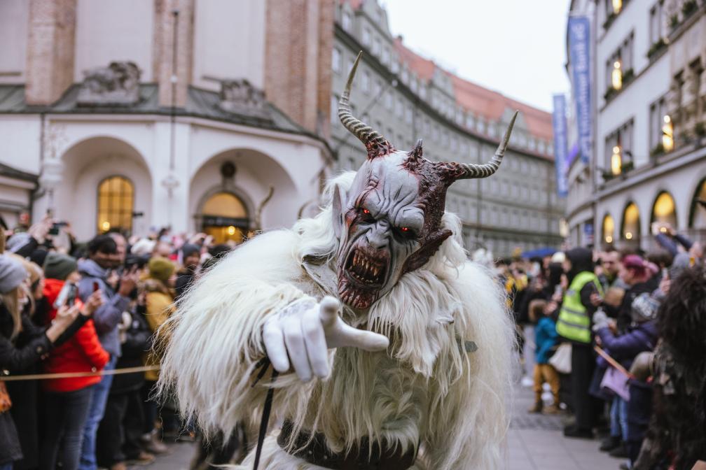 Teilnehmer am Krampuslauf 2025