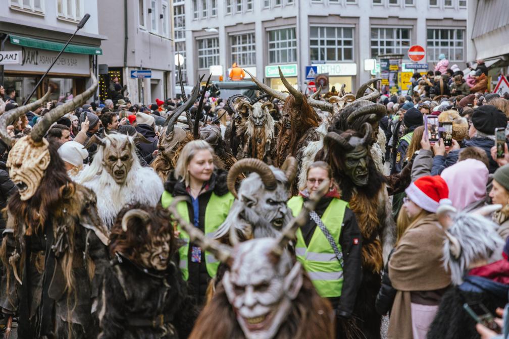 Teilnehmer am Krampuslauf 2025