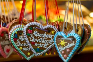 Lebkuchenherzen vom Münchner Christkindlmarkt am Marienplatz