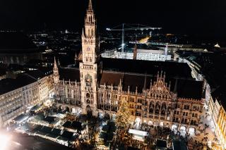 Der Christkindlmarkt vom Alten Peter aus