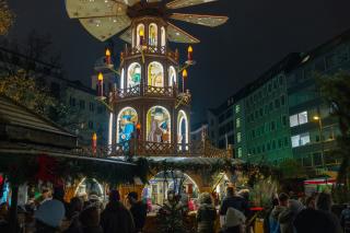 Schlemmerpyramide auf dem Christkindlmarkt 